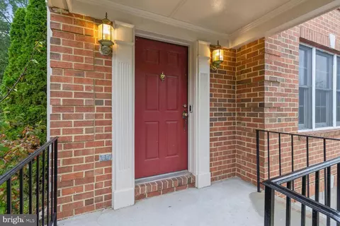 12114 Apache Tears Cir, Laurel, MD 20708 photo 2