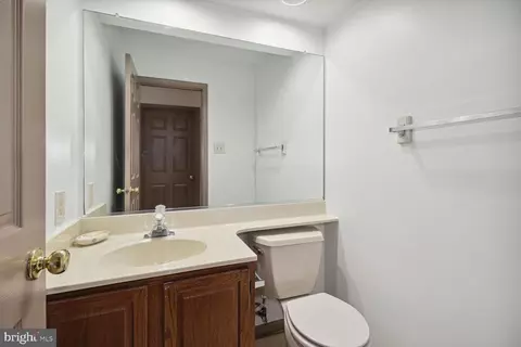 12114 Apache Tears Cir, Laurel, MD 20708 photo 8