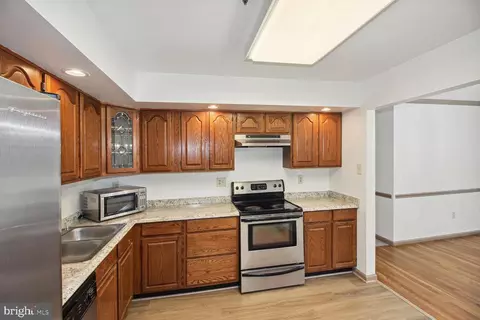 12114 Apache Tears Cir, Laurel, MD 20708 photo 12
