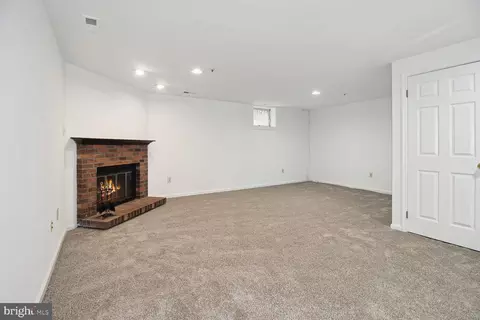 12114 Apache Tears Cir, Laurel, MD 20708 photo 26