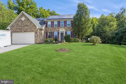 300 Thebes Ln, Marlboro, MD 20774