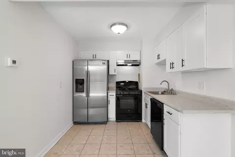 1826 Metzerott Rd #A-2, Adelphi, MD 20783 photo 5