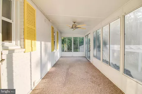6903 97th Pl, Lanham, MD 20706 photo 17