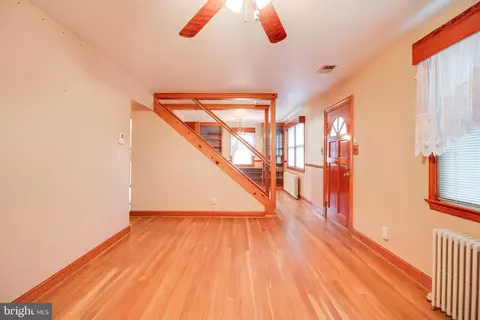 6903 97th Pl, Lanham, MD 20706 photo 5