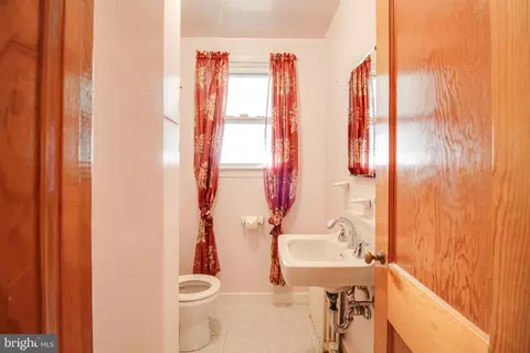 6903 97th Pl, Lanham, MD 20706 photo 16