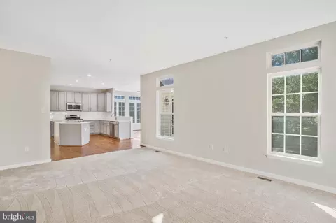 8127 Grayden Ln, Brandywine, MD 20613 photo 7