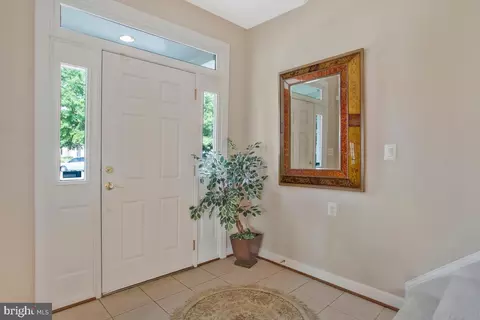 7407 Heartleaf Cir, Laurel, MD 20707 photo 6