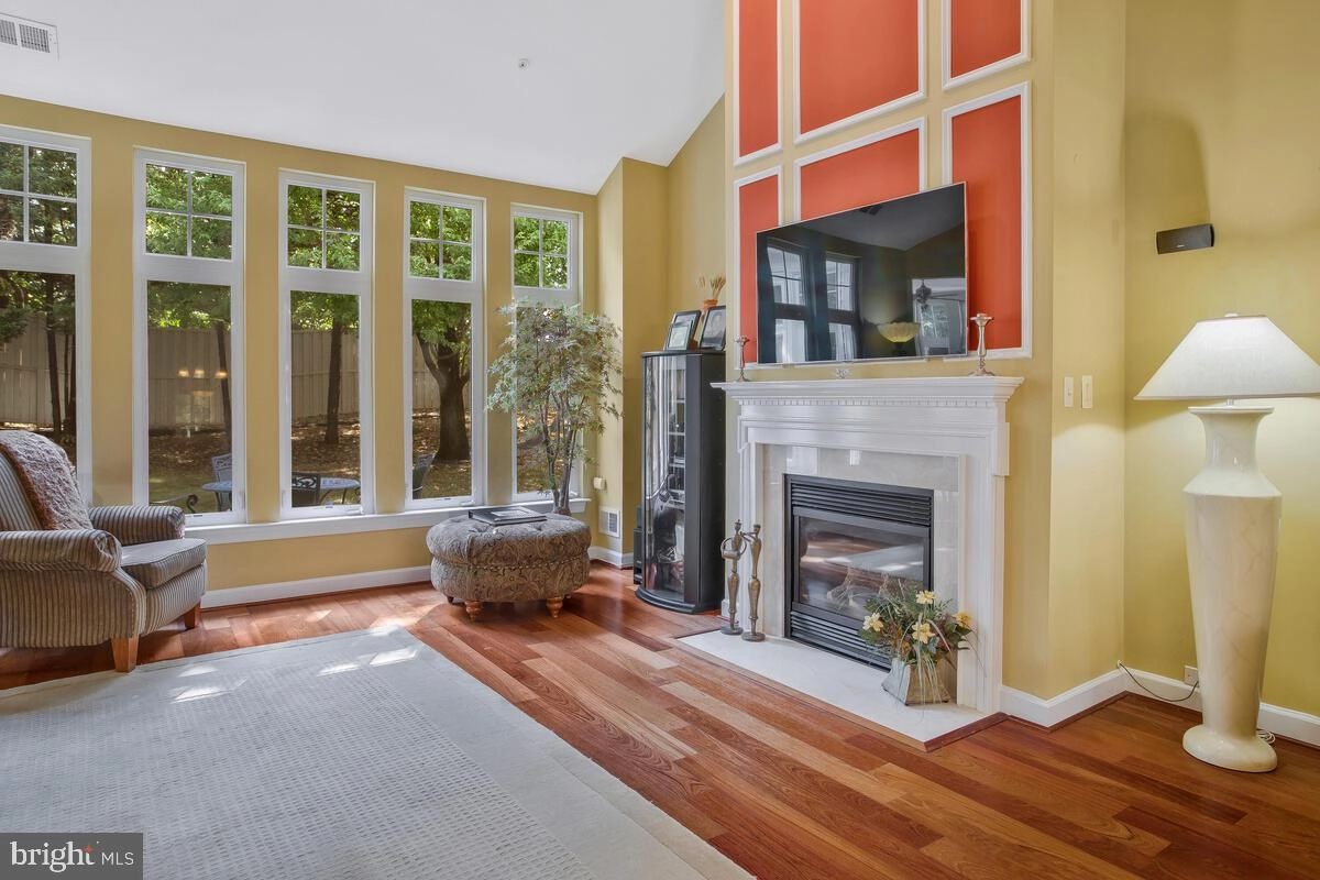7407 Heartleaf Cir, Laurel, MD 20707 photo 18