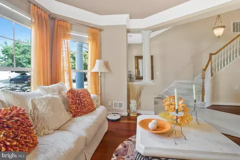7407 Heartleaf Cir, Laurel, MD 20707 photo 11