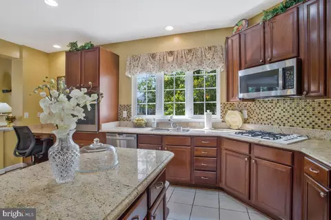 7407 Heartleaf Cir, Laurel, MD 20707 photo 15