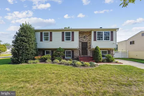 7605 Milligan Ln, Clinton, MD 20735