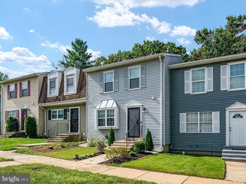 1204 Castlehaven Ct, Capitol Heights, MD 20743