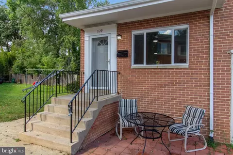 1129 Westview Ter, Laurel, MD 20707 photo 1