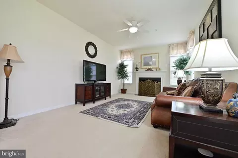 13504 Bermingham Manor Dr, Laurel, MD 20708 photo 3