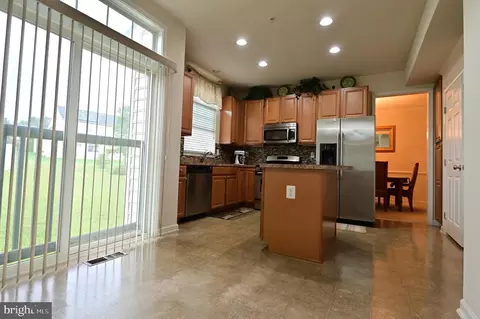 13504 Bermingham Manor Dr, Laurel, MD 20708 photo 16