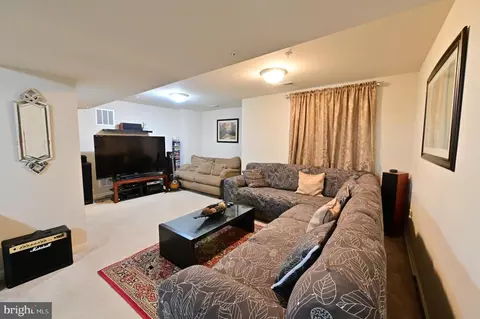 13504 Bermingham Manor Dr, Laurel, MD 20708 photo 13