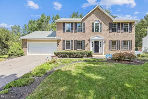 6604 Rosemont St, Marlboro, MD 20772