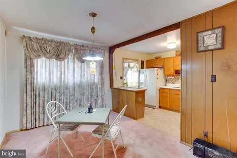 5610 Haddon Dr, Lanham, MD 20706 photo 8
