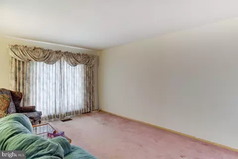 5610 Haddon Dr, Lanham, MD 20706 photo 5