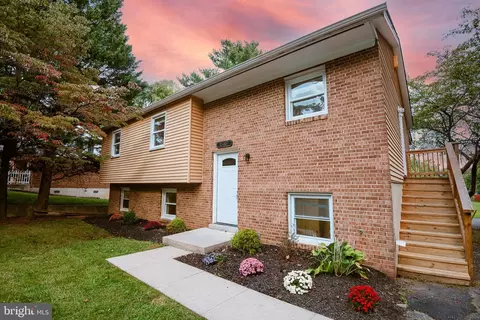 15407 Bauer Ln, Laurel, MD 20707