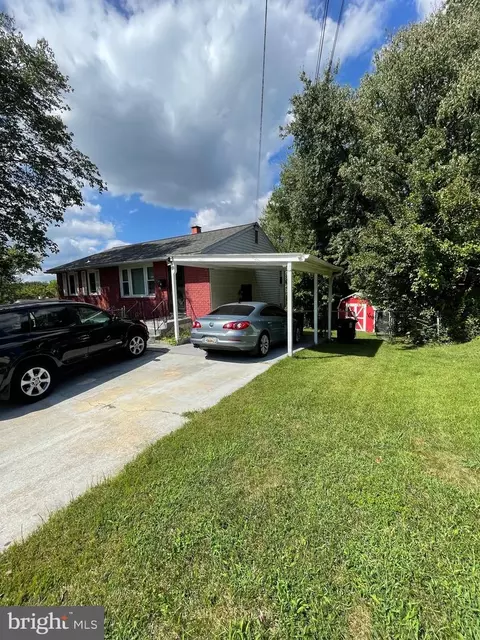 7200 Powhatan St, Lanham, MD 20706 photo 2