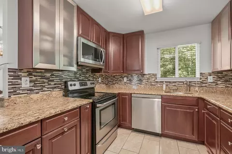 7108 Forbes Blvd, Lanham, MD 20706 photo 18