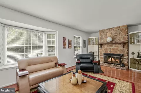 7108 Forbes Blvd, Lanham, MD 20706 photo 9