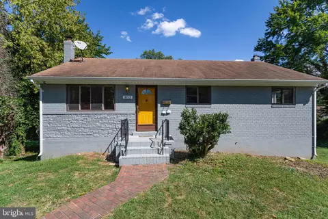 302 Milfan Dr, Capitol Heights, MD 20743