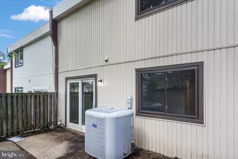 8688 Brae Brooke Dr, Lanham, MD 20706 photo 42