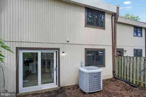 8688 Brae Brooke Dr, Lanham, MD 20706 photo 41