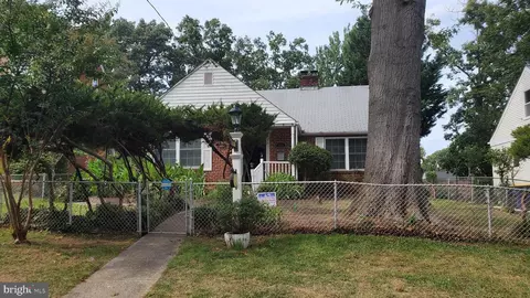 2516 Easton St, Temple Hills, MD 20748