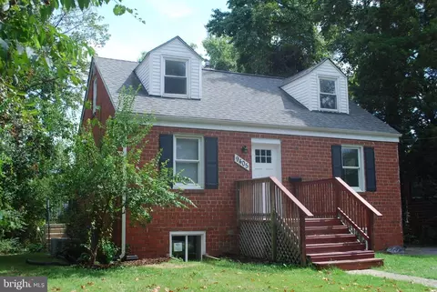 9405 48th Pl, College Park, MD 20740
