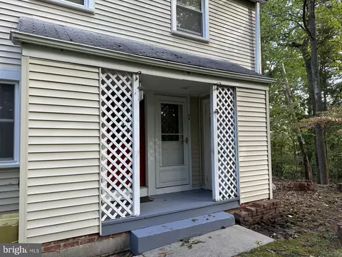 8 Research Rd # b, Greenbelt, MD 20770