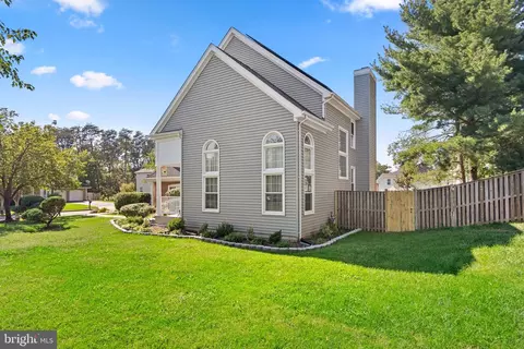 7206 Bay Wood Dr, Lanham, MD 20706 photo 4