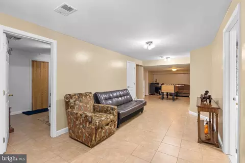 7206 Bay Wood Dr, Lanham, MD 20706 photo 37