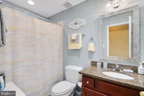 7206 Bay Wood Dr, Lanham, MD 20706 photo 32