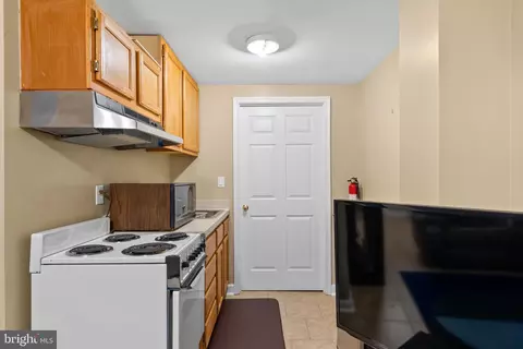 7206 Bay Wood Dr, Lanham, MD 20706 photo 39