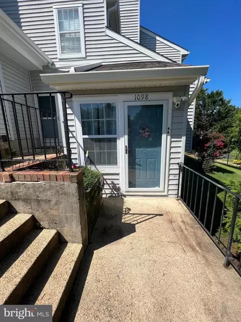 1098 Spring Valley Ct, Fort Washington, MD 20744