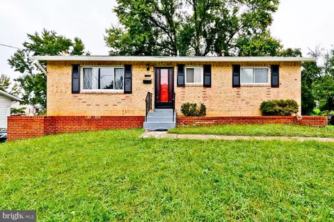 6904 Drylog St, Capitol Heights, MD 20743
