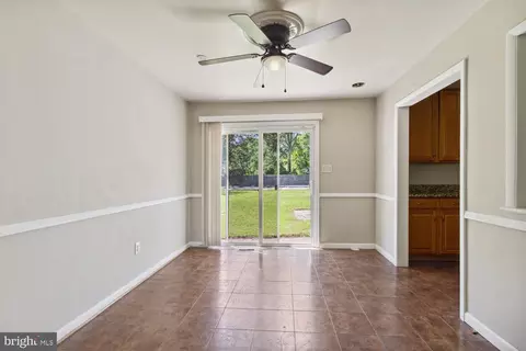 6804 99th Ave, Lanham, MD 20706 photo 4