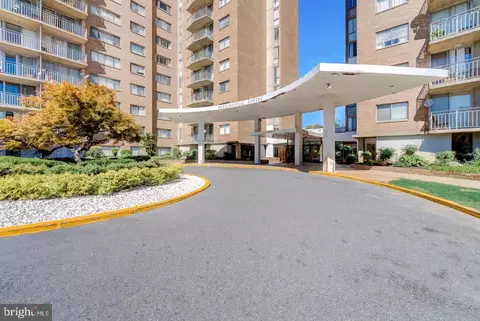 1836 Metzerott Rd #903, Adelphi, MD 20783 photo 3