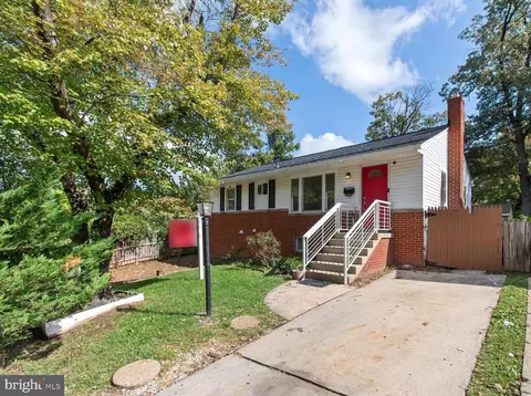 6607 60th Ave, Riverdale, MD 20737