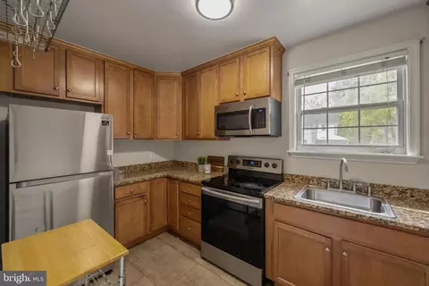 19 Post Office Ave #203, Laurel, MD 20707 photo 14