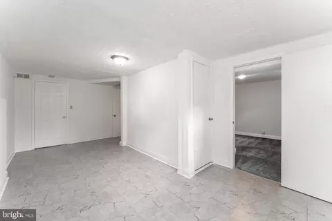 901 Highview Dr, Capitol Heights, MD 20743 photo 16
