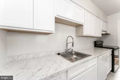 901 Highview Dr, Capitol Heights, MD 20743 photo 7