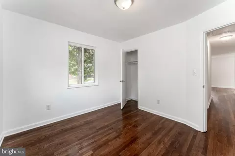 901 Highview Dr, Capitol Heights, MD 20743 photo 12