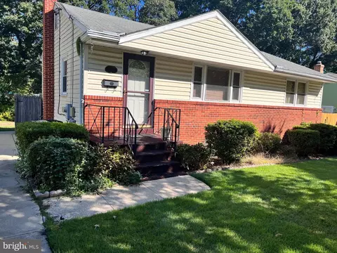 9304 Calanda St, Lanham, MD 20706