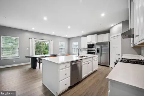 9012 Cavesson Way, Marlboro, MD 20772 photo 8