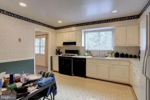 11901 Callow Ter, Laurel, MD 20708 photo 11