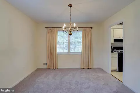 11901 Callow Ter, Laurel, MD 20708 photo 6